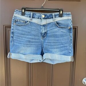 Judy Blue Jean Shorts Western Yoke Cuffed High Rise JB150143